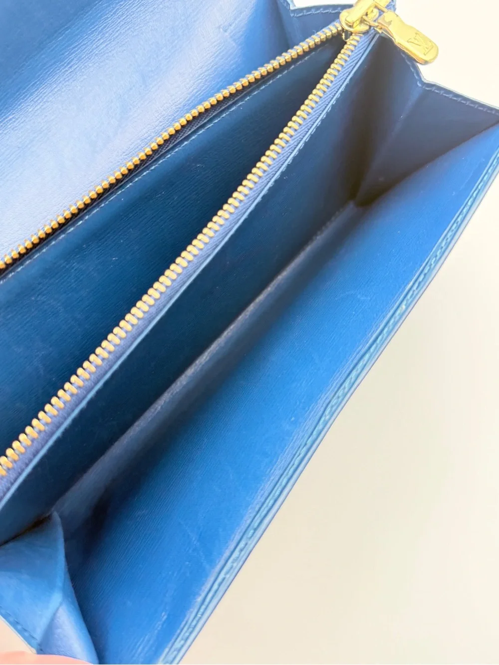 Louis Vuitton Toledo Blue Epi Leather Pochette Portefeuille Long Wallet Vintage